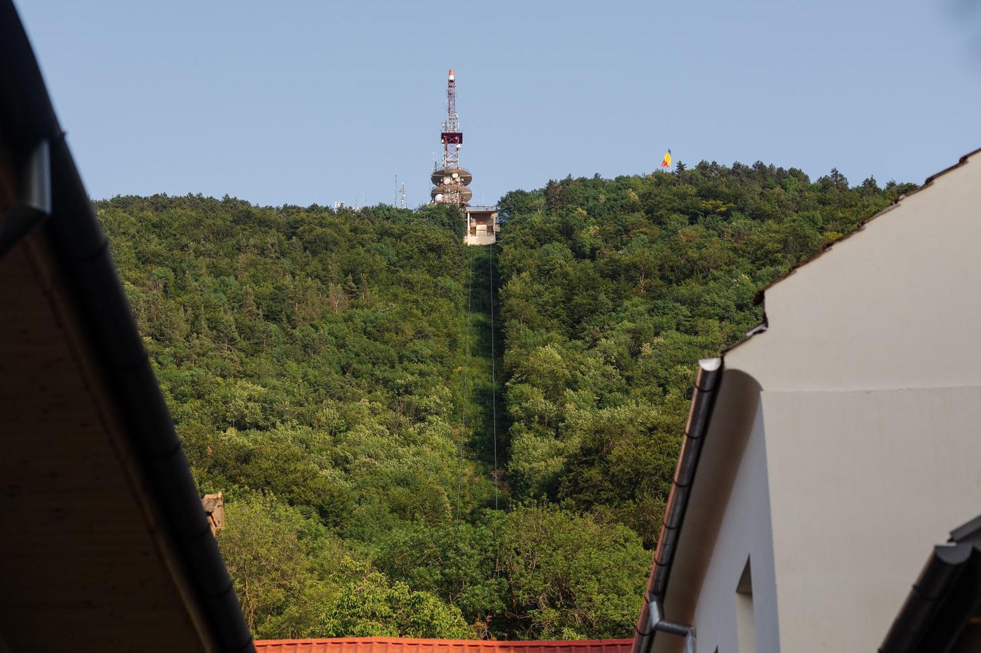 House 66 Aparthotel Brasov Exterior photo