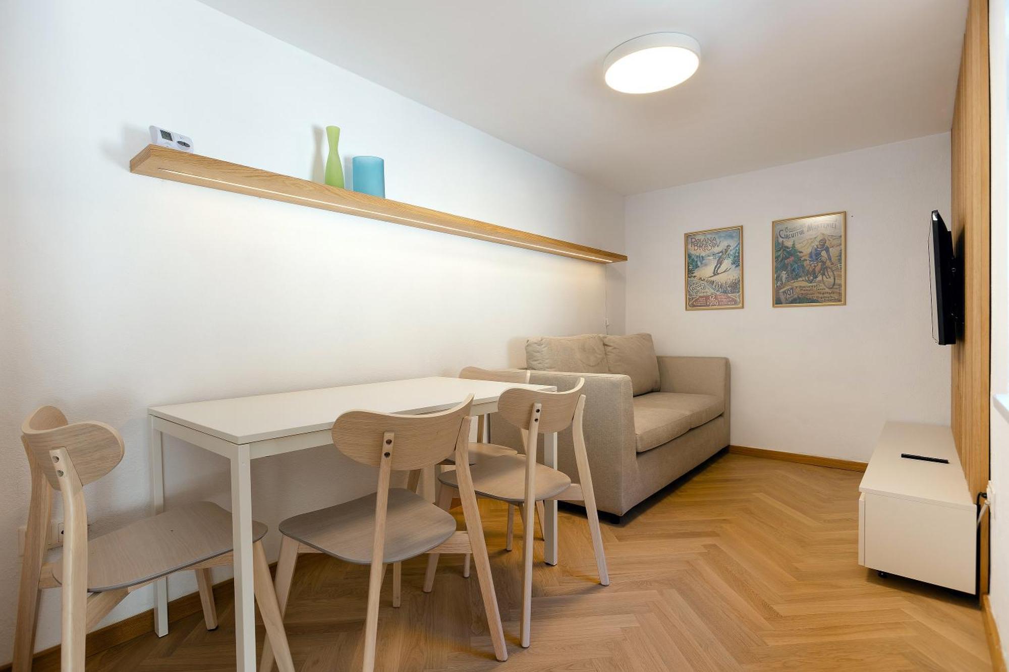 House 66 Aparthotel Brasov Exterior photo